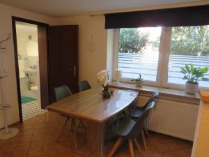 Appartement Ferienwohnung mit Terrasse in Schellhorn 35 Plöner Landstraße 24211 Schellhorn Schleswig-Holstein