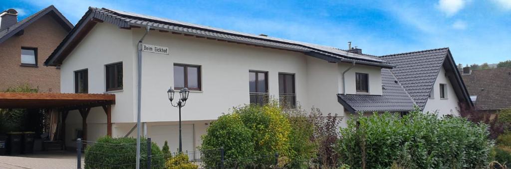 Ferienwohnung mit Terrasse, kostenloses WLAN, Parkplatz 200 Wöhrener Straße, 32549 Bad Oeynhausen
