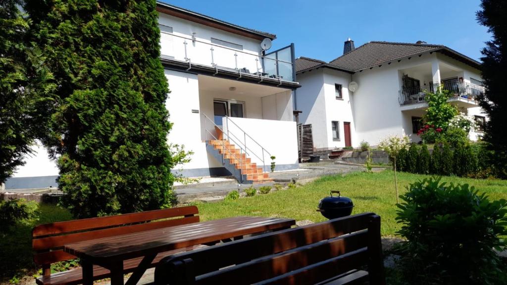 Ferienwohnung Nesa 102 Sponheimer Straße, 56841 Traben-Trarbach