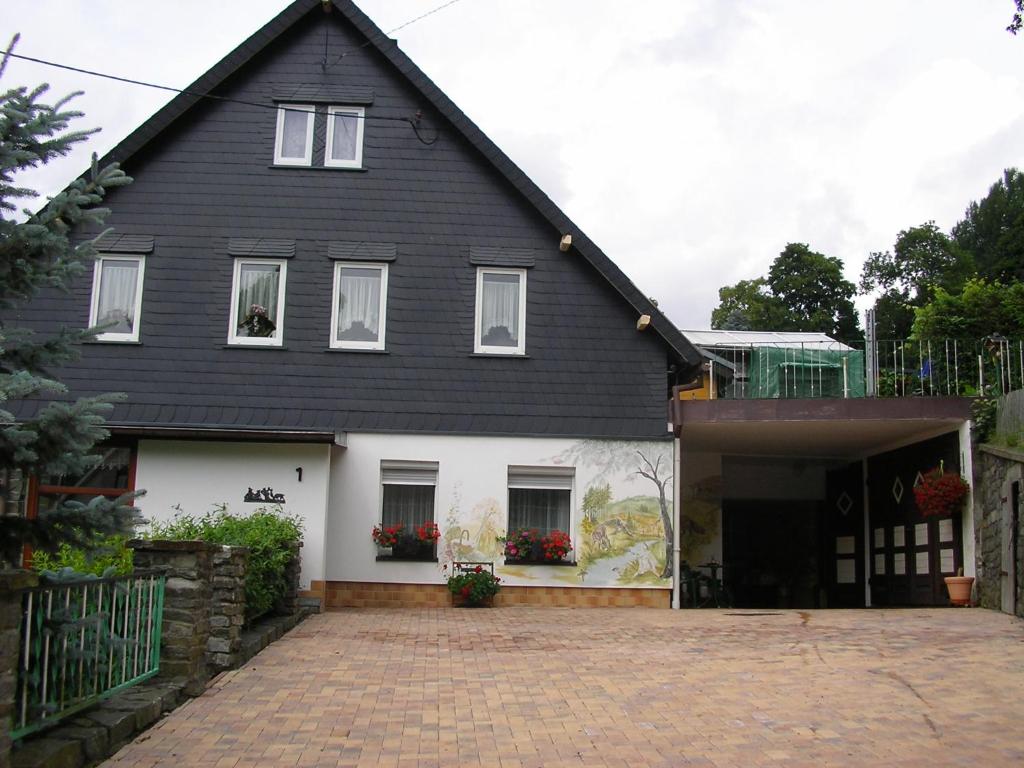 Ferienwohnung Neubert Grenzgrund 1, 08359 Breitenbrunn/Erzgeb.