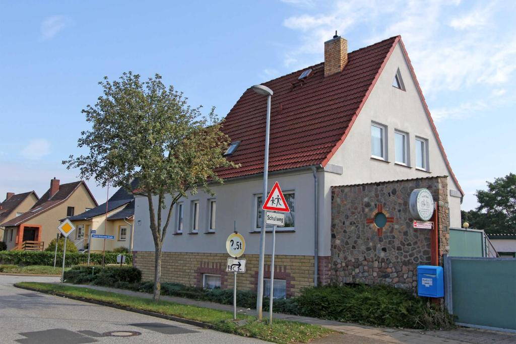 Ferienwohnung Neukloster WEST 351 Feldstr. 6, 23992 Neukloster
