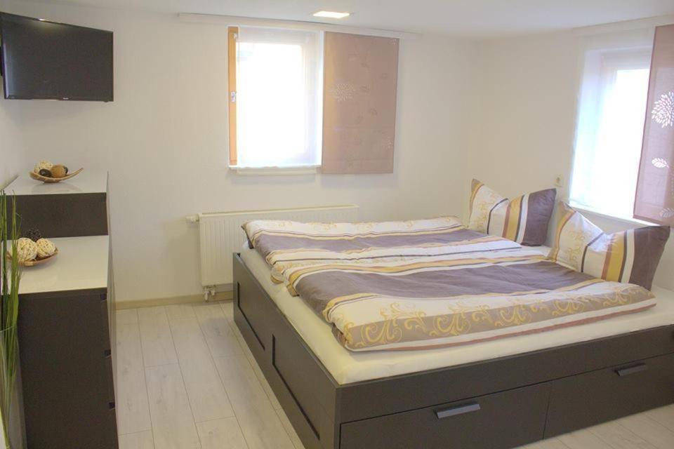 Ferienwohnung Nicole Rosental 9, 08289 Schneeberg