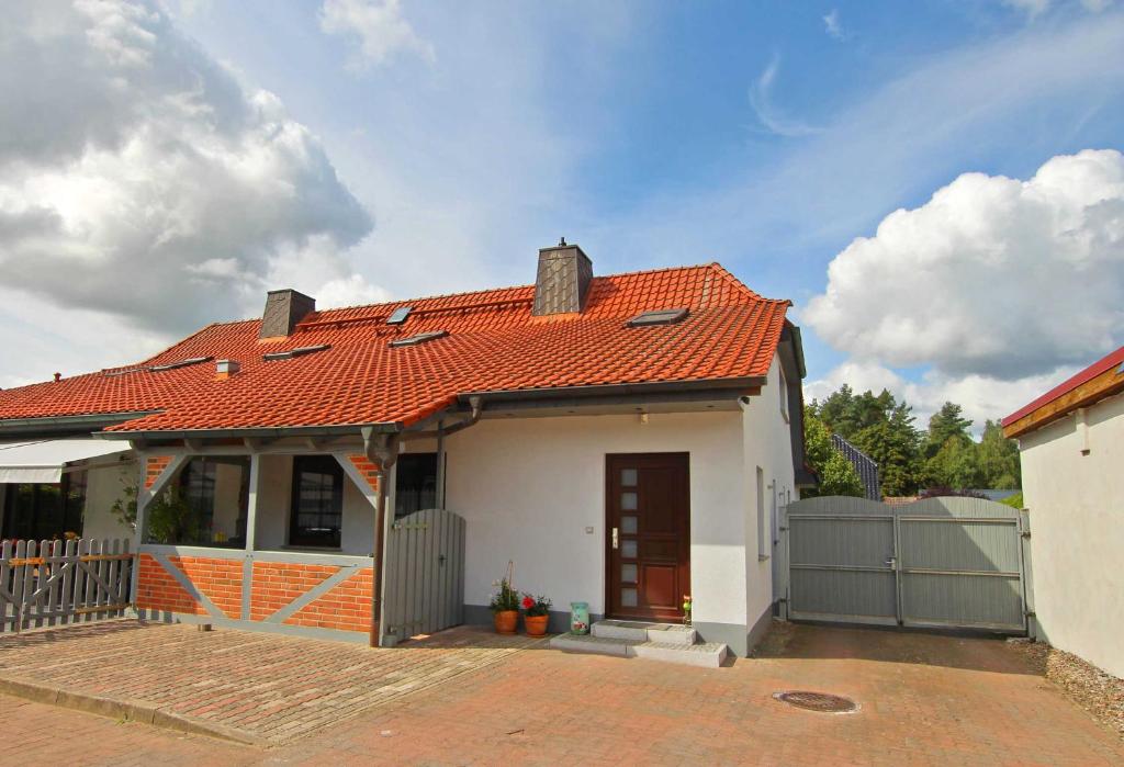 Ferienwohnung Nossentiner Huette SEE 10731 Dorfstraße 25, 17214 Nossentiner Hütte