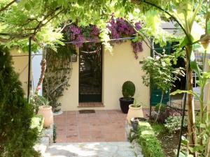 Appartement Ferienwohnung Nuages in der Villa-Fontaine-Vieille Villa Fontaine Vieille 15 Rue Fontaine Vieille 06140 Vence Provence-Alpes-Côte d\'Azur