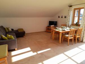 Appartement Ferienwohnung Obstgarten 3 Gengham 83349 Palling Bavière