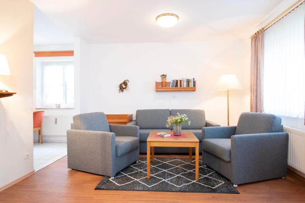 Ferienwohnung Ostsee-Hering mit Terrasse im Kaiserhof 2 Hamburger Straße  40, 23746 Kellenhusen