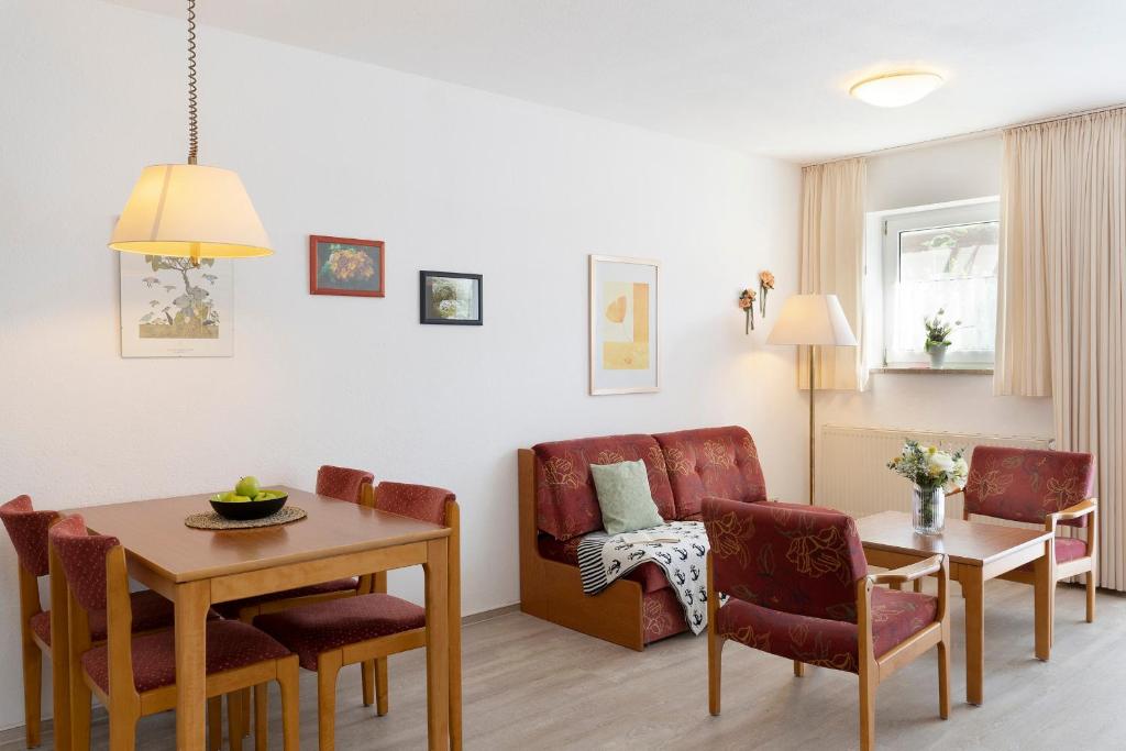 Appartement Ferienwohnung Ostseerauschen im Kaiserhof 4 Hamburger Str.  20 23746 Kellenhusen