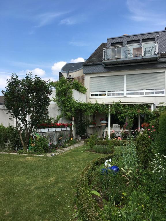 Ferienwohnung Panoramablick Ennepetal Habichtweg 13 2.Etage, 58256 Ennepetal