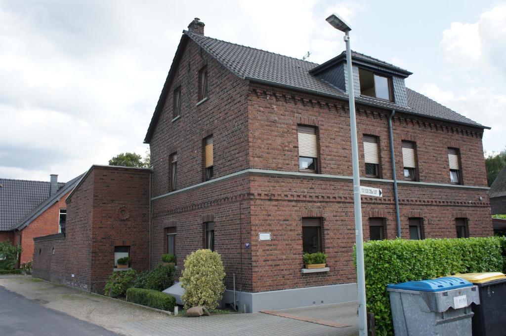 Ferienwohnung Pöttershof Vennikelstrasse 137, 47802 Krefeld