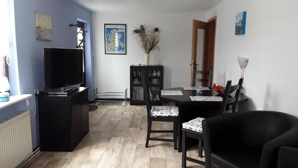 Appartement Ferienwohnung Putbus Drosselweg 3 18581 Putbus