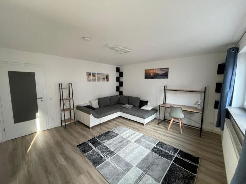 Ferienwohnung Raiffeisenstraße -groß-