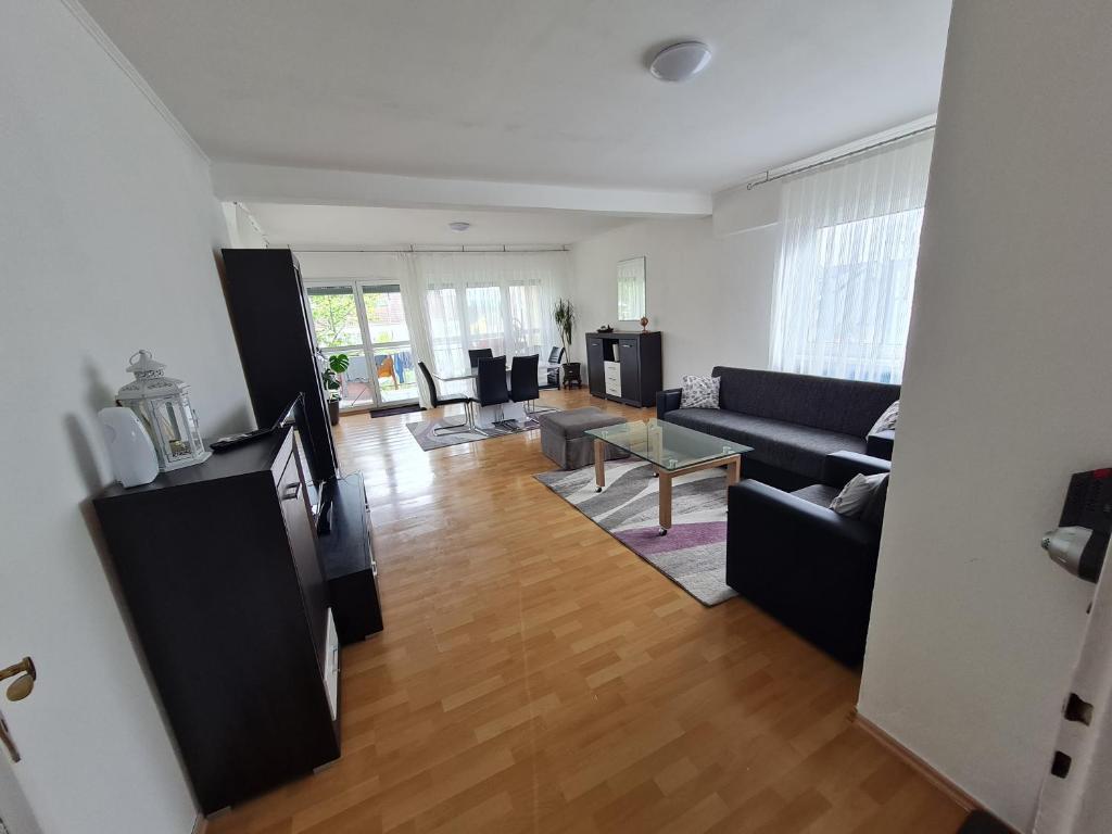 Appartement Ferienwohnung Ramstein 45 Nollstraße 66877 Ramstein-Miesenbach