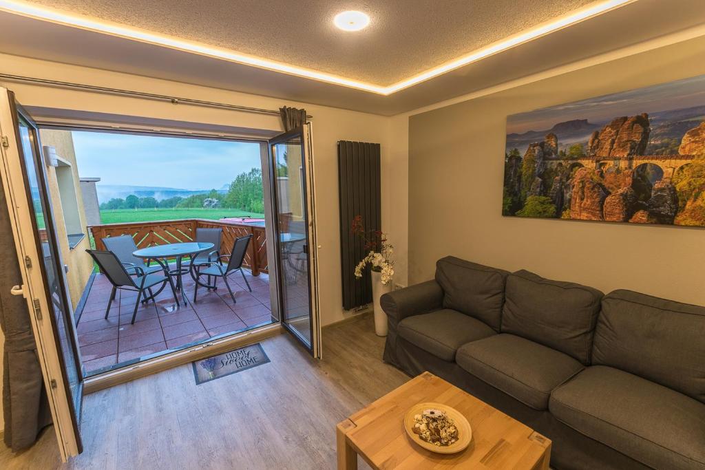 Ferienwohnung \ Pestalozzistraße 24, 01814 Rathmannsdorf
