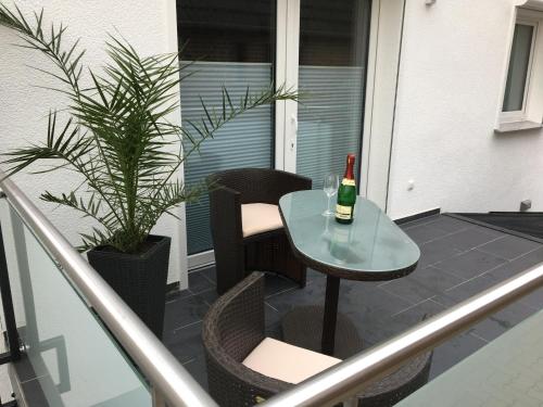 Ferienwohnung Rinteln - 4 Sterne - Im Kleinen Löök - 55 qm - 2 x TV - Terrasse - max 2 Erw und 1 Kind - Barrierearm TOP