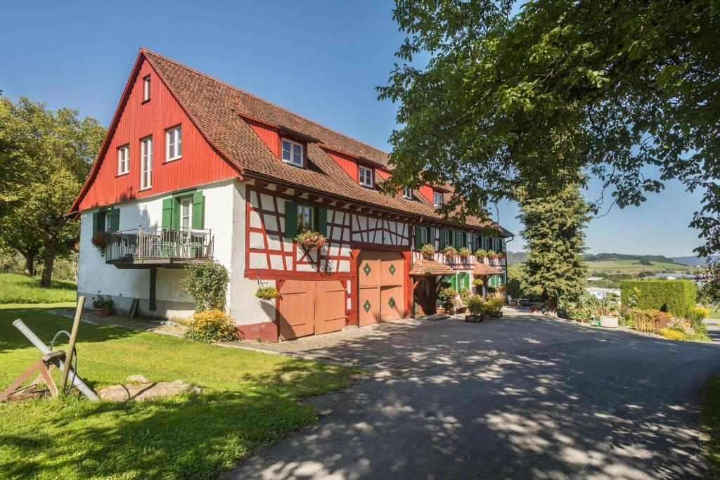 Ferienwohnung Risthof 1 Risthof 89, 88696 Owingen