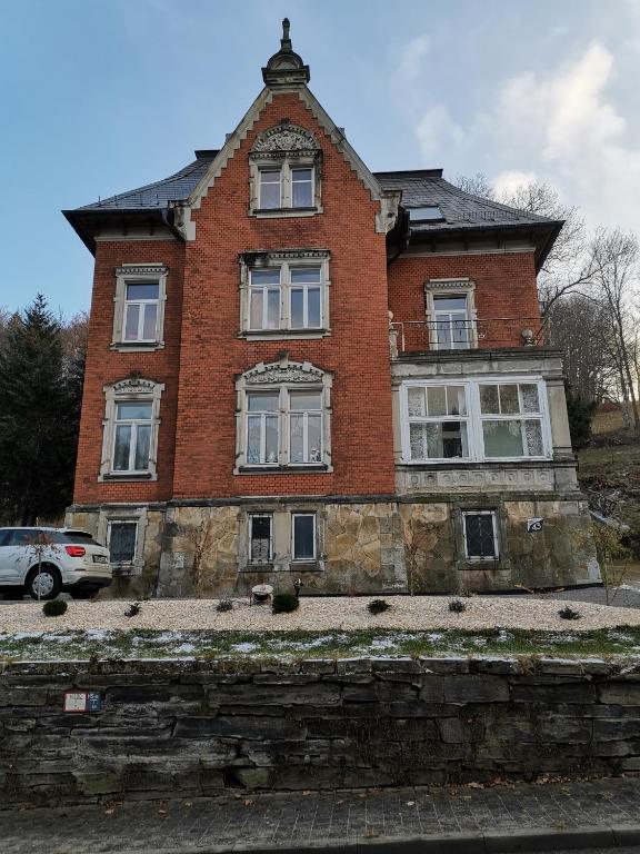 Ferienwohnung Rote-Villa Amtsseite-Dorfstraße 43, 09496 Pobershau