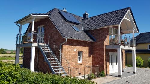 Ferienwohnung Rügen 1, Alt Reddevitz 108, Insel Rügen, mit Kamin, Sauna Nutzung möglich