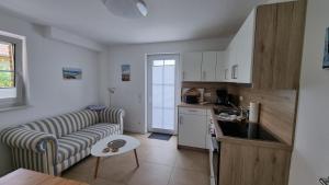Ferienwohnung Rügen 2, Alt Reddevitz 108, Insel Rügen, Sauna Nutzung möglich