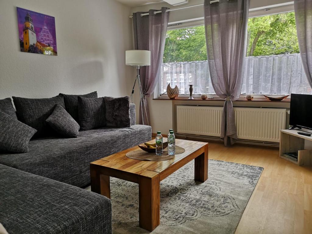 Appartement Ferienwohnung Sahi 89 Blumlage 1. + 2. OG 29221 Celle