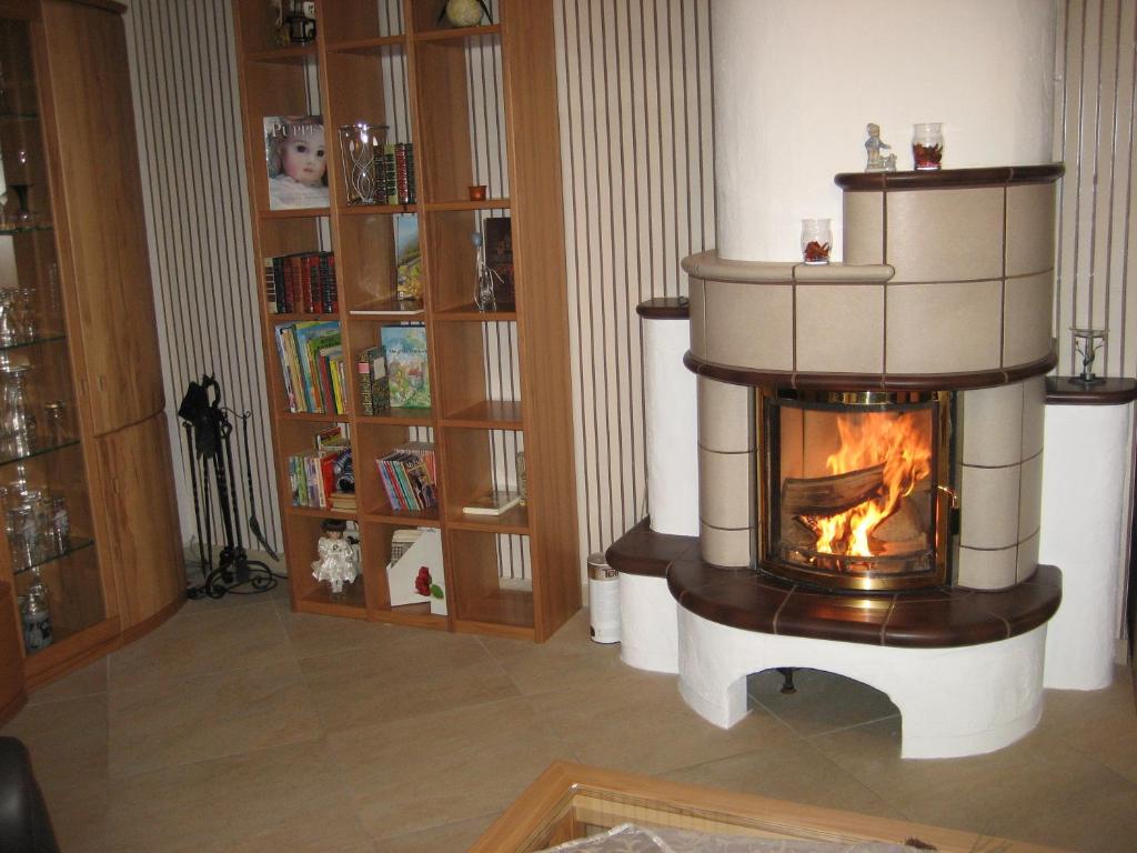 Ferienwohnung Schehl Bergstraße 2, 76891 Erlenbach