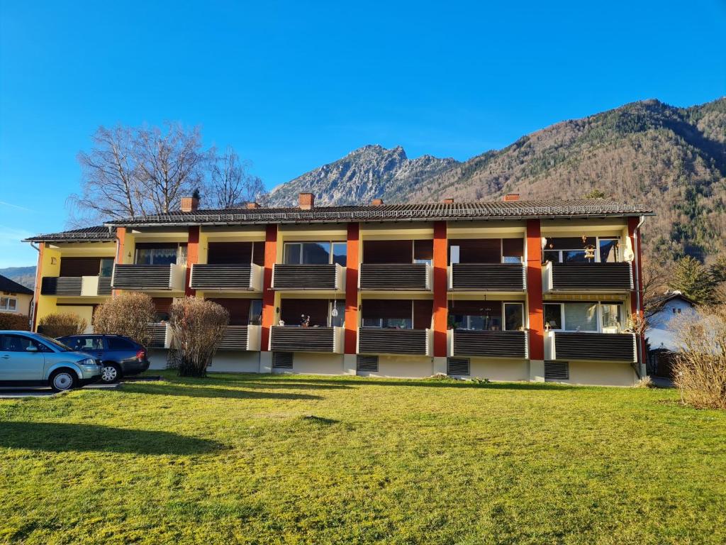 Appartement Ferienwohnung Schlafende Hexe Schillerstr. 45 83435 Bad Reichenhall