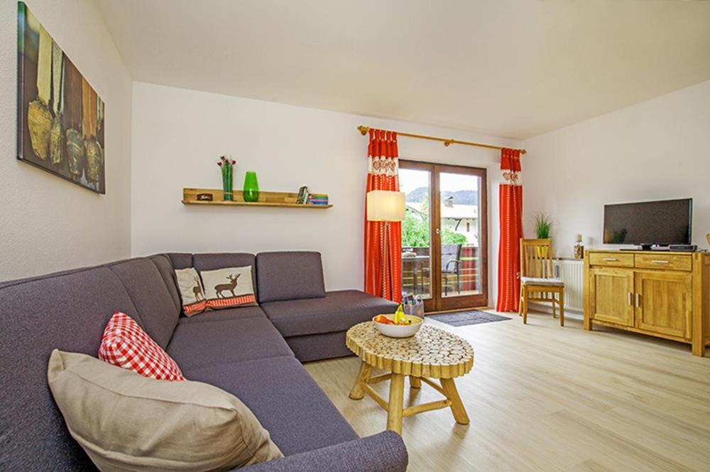 Appartement Ferienwohnung Schmankerl Entfeldener Straße 13 83242 Reit im Winkl