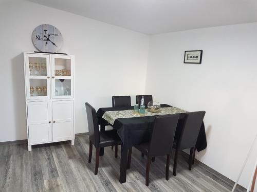 Ferienwohnung Schmenkel