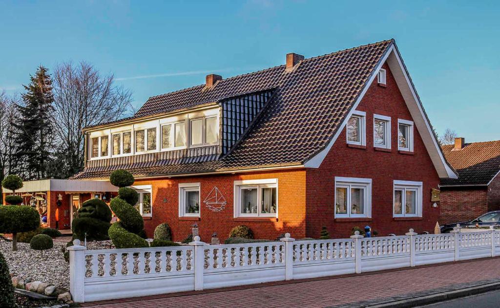 Ferienwohnung Schoon, 85042 Schifferstr. 63, 26842 Ostrhauderfehn