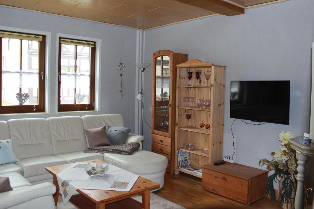 Ferienwohnung Schwarz Hauptstrasse 48, 98554 Benshausen