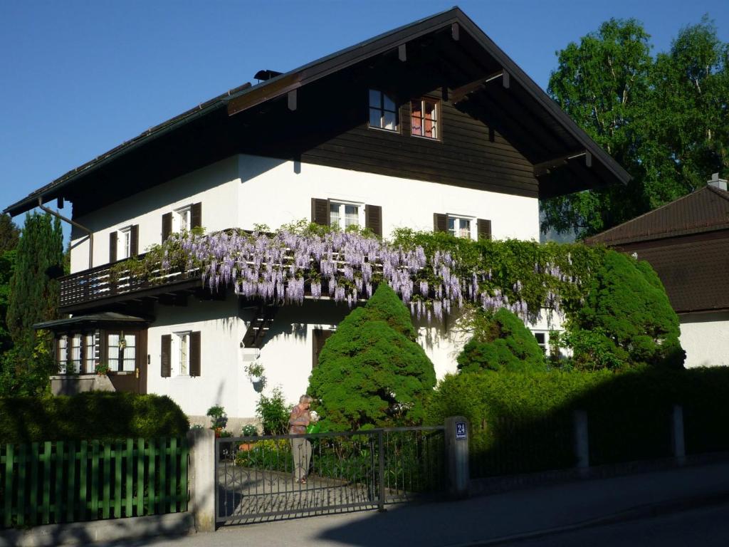 Appartement Ferienwohnung Sobotta Kurfürstenstrasse 24 83435 Bad Reichenhall