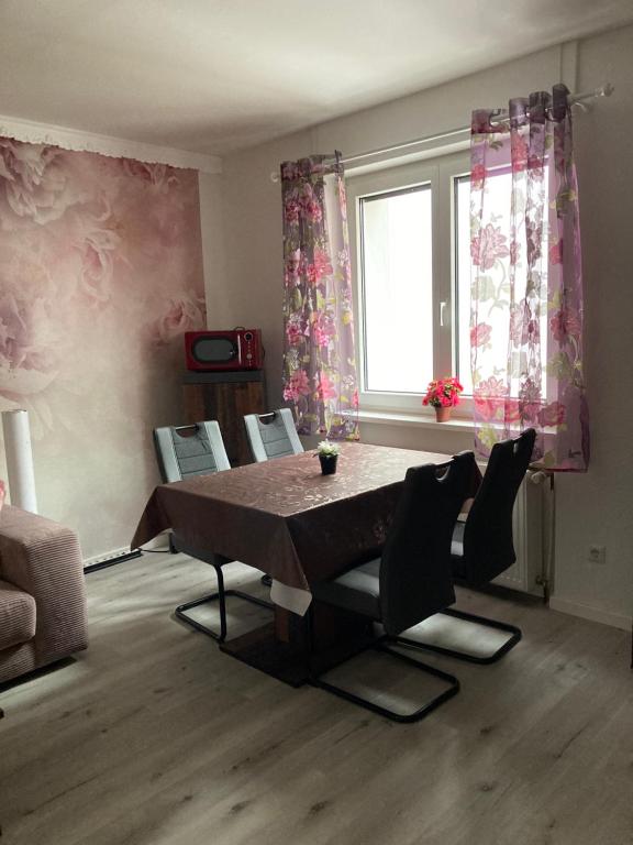 Ferienwohnung Sonne 60 Kaiserstraße, 66849 Landstuhl