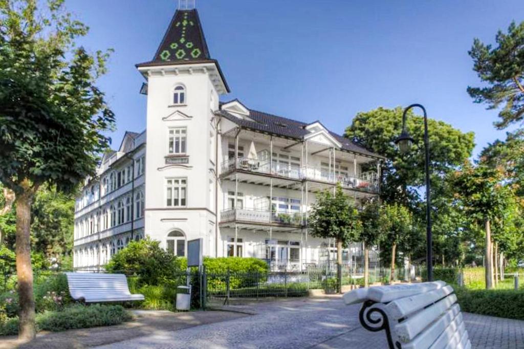 Appartement Ferienwohnung Stranddistel 1.4 - direkt am Strand Strandpromenade 9 18609 Binz