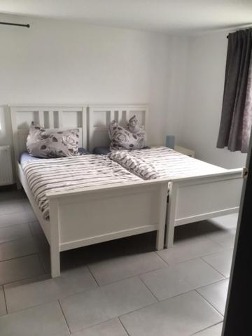 Appartement Ferienwohnung Stricker 8 Mittelweg 57587 Birken-Honigsessen
