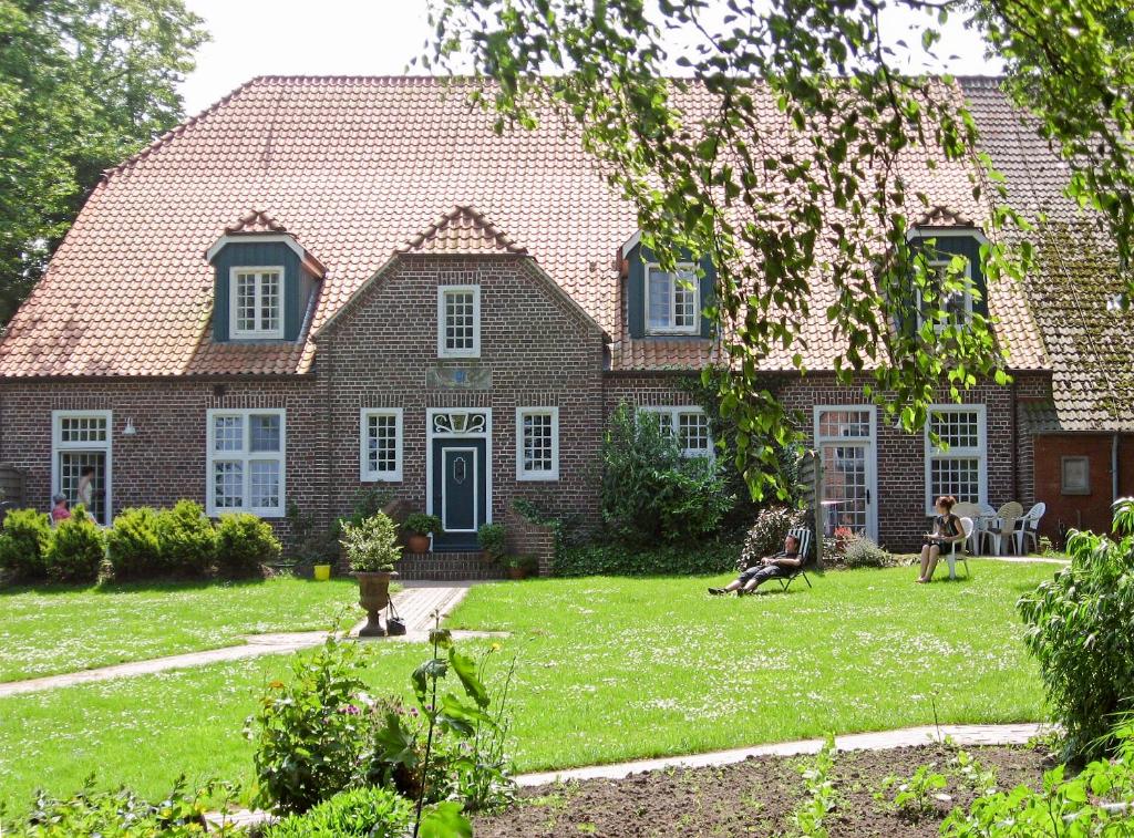 Ferienwohnung Taubenschlag Altwerdumer Grashaus 2, 26427 Werdum