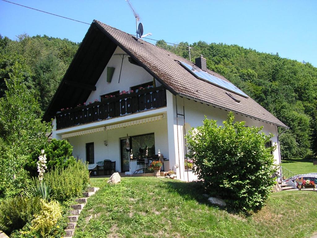 Appartement Ferienwohnung Thömmes Im Dhrontal 7 54426 Gräfendhron