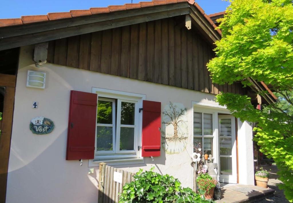 Ferienwohnung Vöst Blumenstraße 4, 86971 Peiting