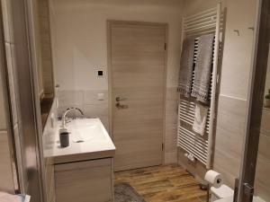 Appartement Ferienwohnung Vulkaneifel 2 Am Marktplatz 54552 Mehren Rhénanie-Palatinat