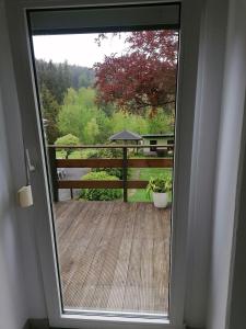 Ferienwohnung Waldblick mit Balkon