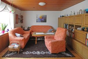 Ferienwohnung-Waldstrasse-mit-Garten-nur-50-Meter-vom-Wald-entfernt