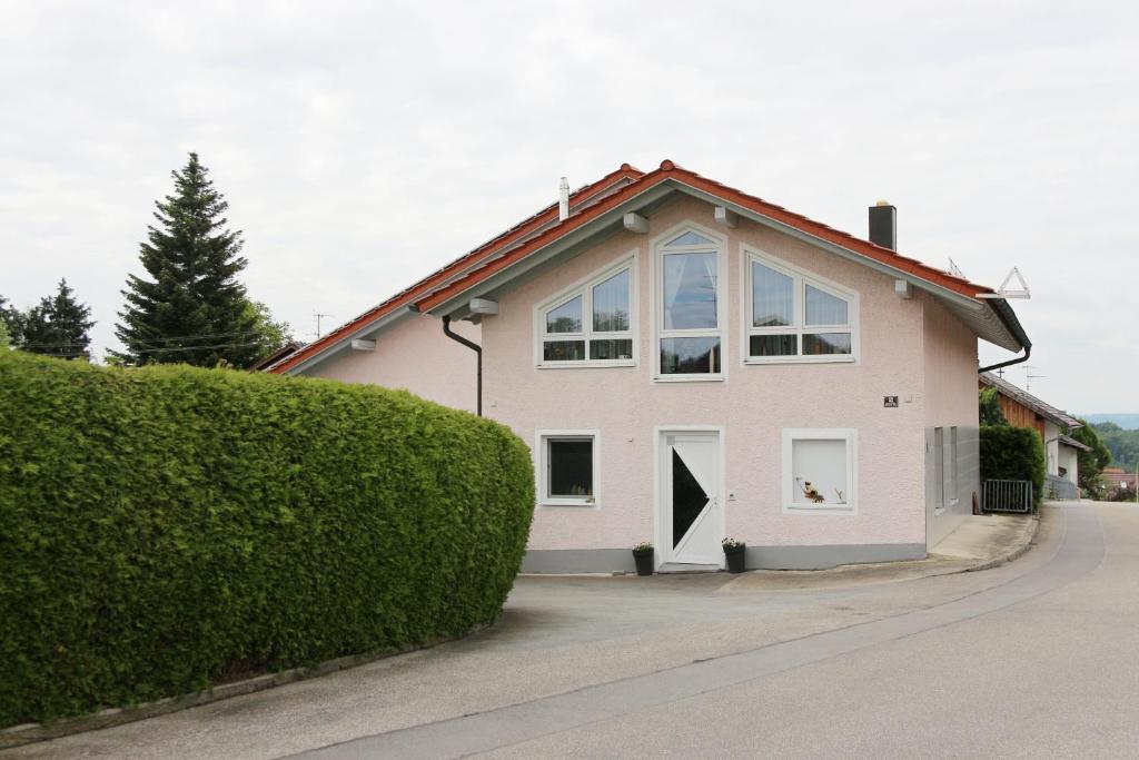 Ferienwohnung Wandl 2 Aunhamer Weg, 94086 Bad Griesbach im Rottal