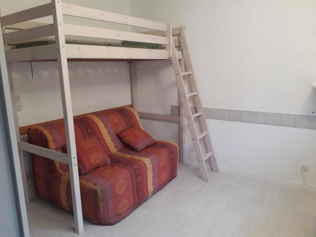 Ferienwohnung \ 17192 Waren