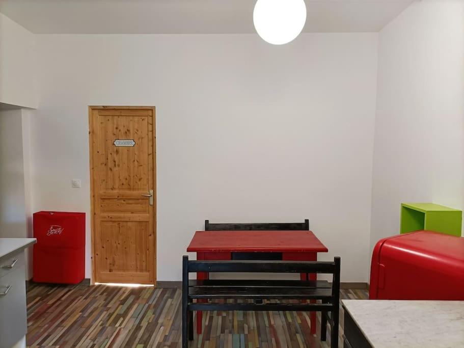 Ferienwohnung Waren (Müritz) - Haus Buchen am Tiefwarensee - 3 Zi 17192 Waren