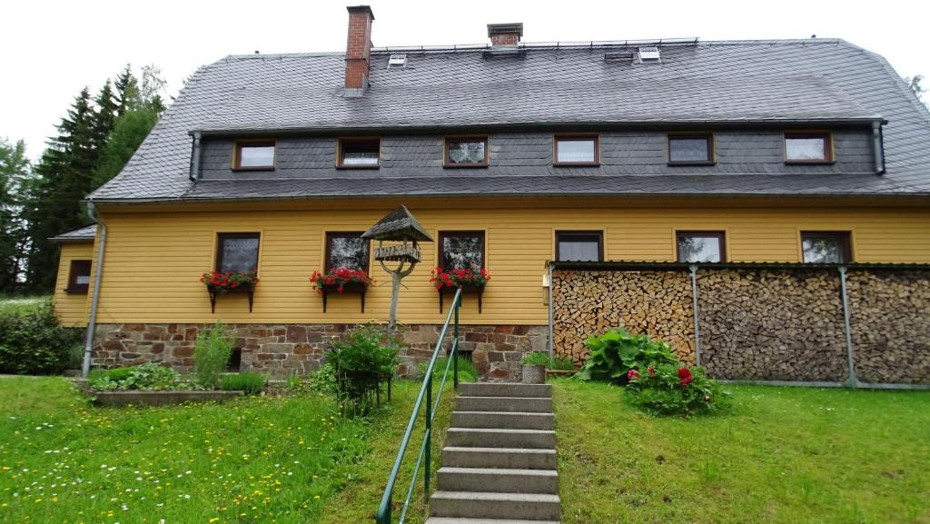 Appartement Ferienwohnung-Wasserfloh Klingenthaler Straße 6 08223 Mulde