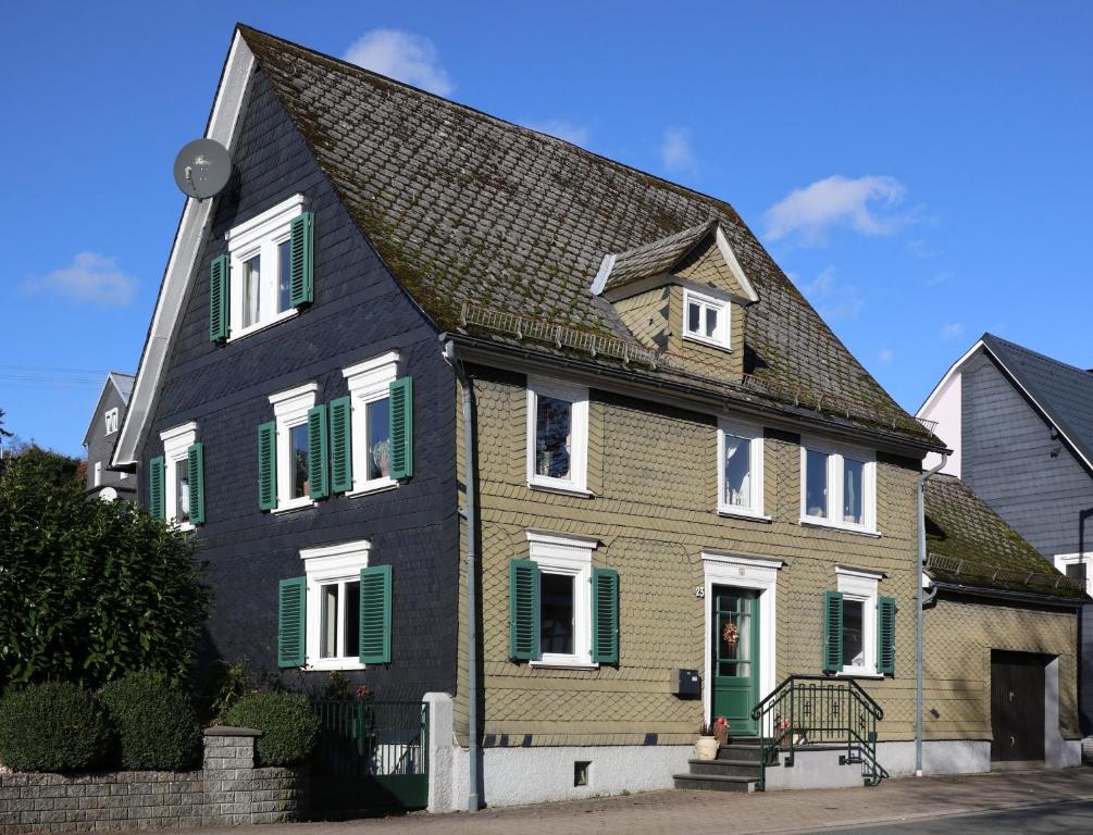 Ferienwohnung Weiß Ferndorfstraße 23, 57271 Hilchenbach