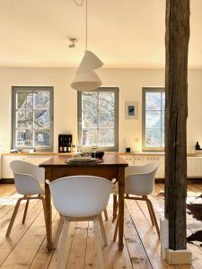 Ferienwohnung Weingut Villa Huesgen am Mönchhof
