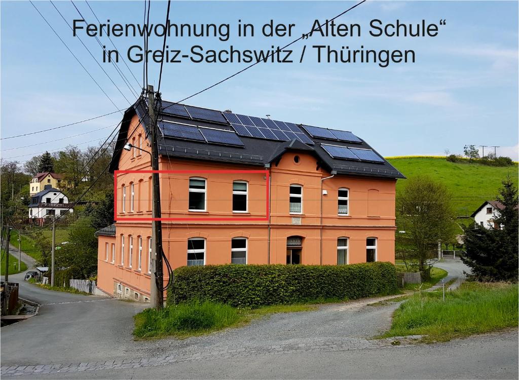 Ferienwohnung West - Alte Schule Sachswitz Am Ehrenhain 11 1. Etage, 07973 Greiz