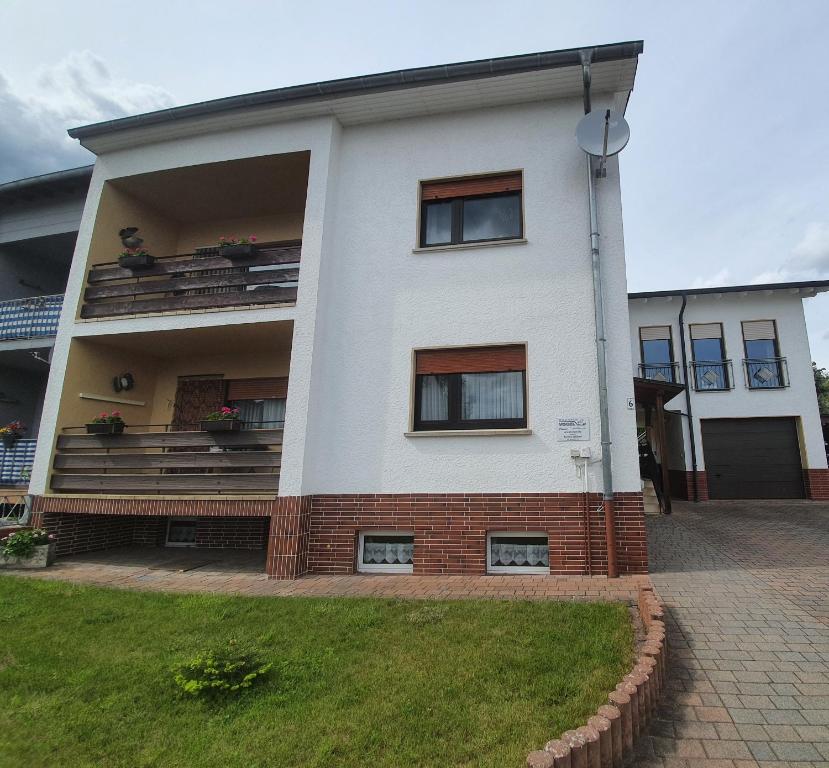 Ferienwohnung Wölbert 6 Grabenstraße, 65624 Altendiez
