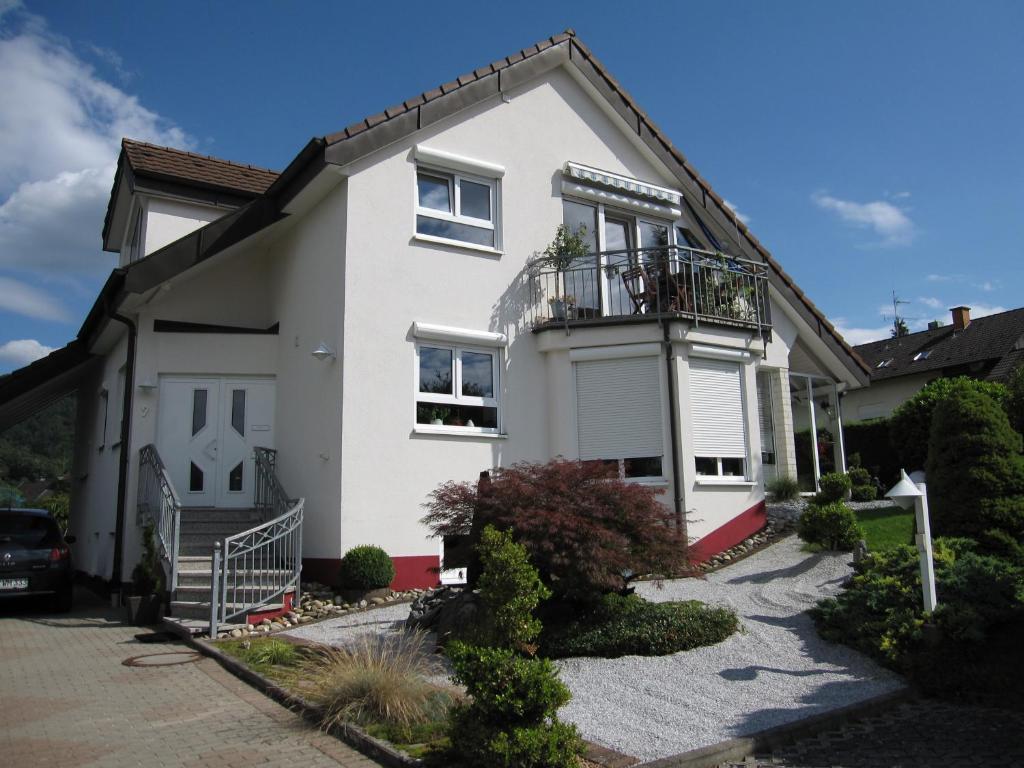 Ferienwohnung Wölfle Am Jinglingsberg 9, Friesenheim, Germany, 77948 Friesenheim