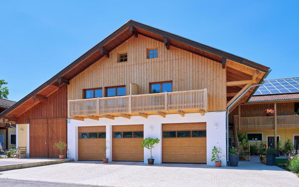 Ferienwohnung zwischen Burghausen und Salzburg Grassach 6 / 1. Stock, 84529 Tittmoning