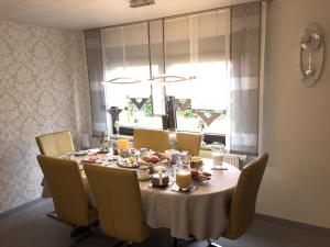 Appartement Ferienwohnungen und Gästezimmer Herrmann An der Wasserscheide 8 96361 Steinbach am Wald Bavière